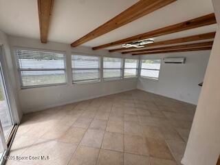 Building Photo - 1575 Glen Haven Dr