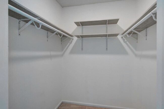 Building Photo - 442 Indigo Rd