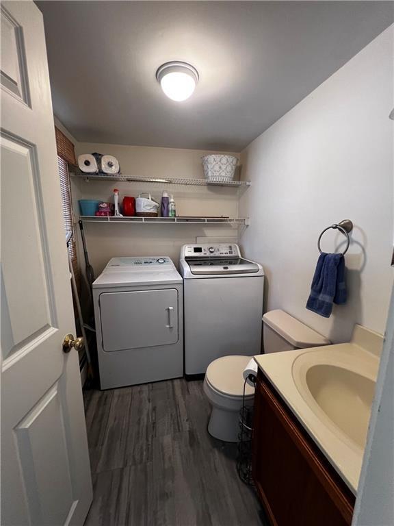 Building Photo - 207 Kenyon Ave