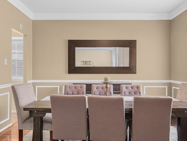 Building Photo - 21402 Hannover Forest