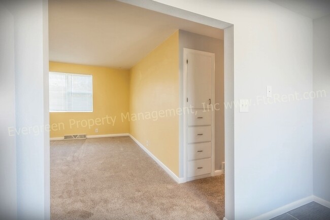 Building Photo - Adorable 3-bedroom Close to CSU and Old Town!