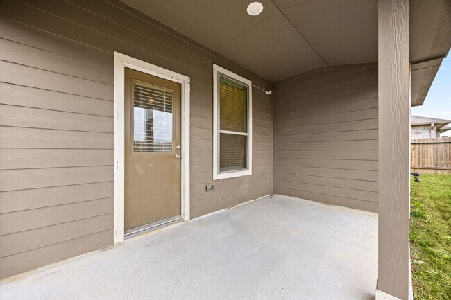 Building Photo - 15837 Roberto Clemente Ct