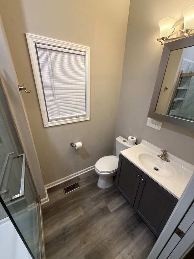 Building Photo - 440 Terrace Ave