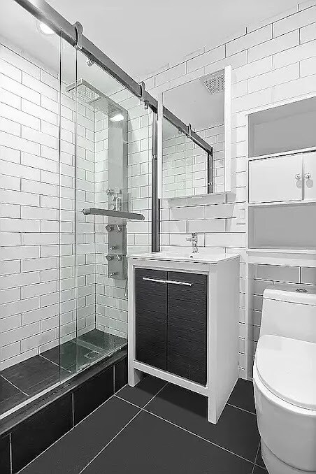 Building Photo - 430 Midwood St