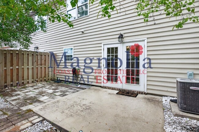 Building Photo - 255 Cypress Point Dr