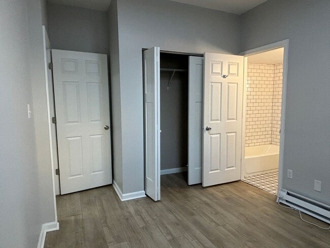 Building Photo - 1338-40 Barth