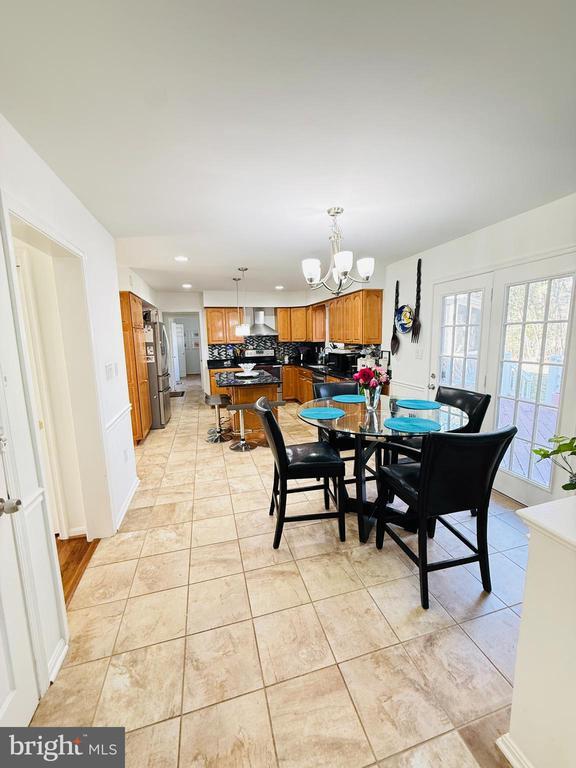 Building Photo - 16108 Kennedy St