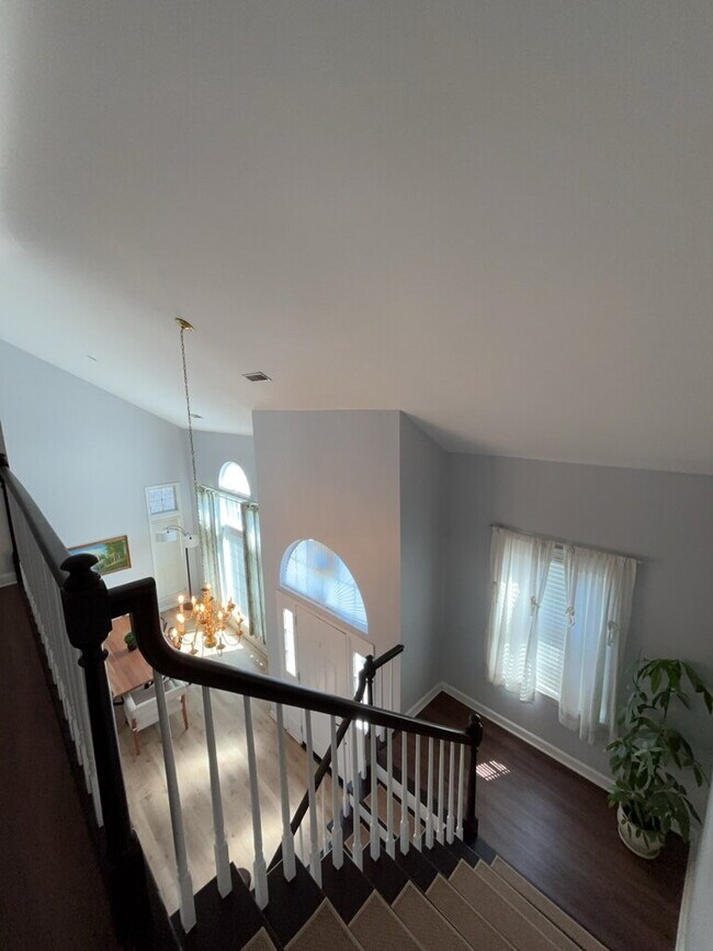 Building Photo - 1009 Ariel Ct