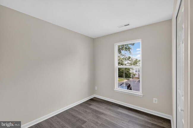 Building Photo - 17401 Kagera Dr