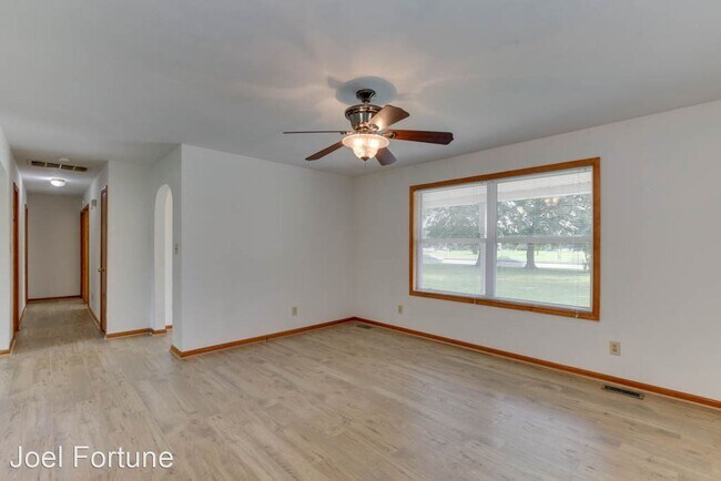 Building Photo - 3 br, 2 bath House - 1461 Todds Lane
