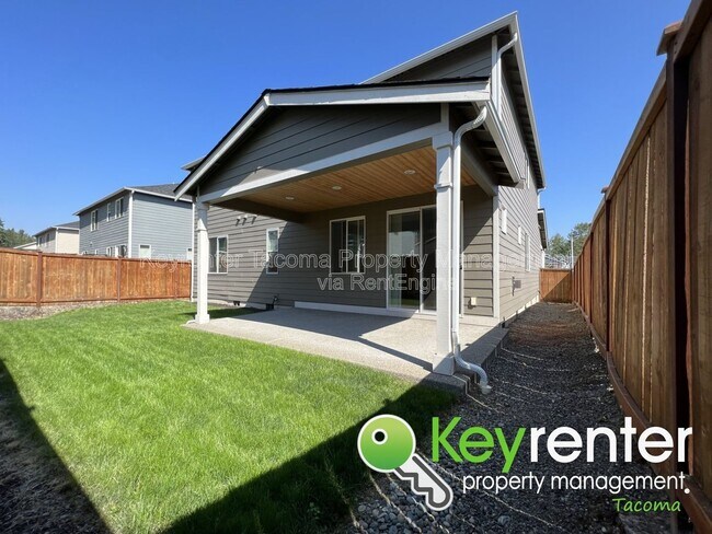 Building Photo - 16128-16181 81 Ave E