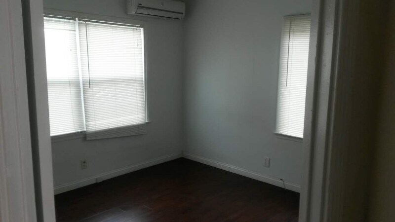 Building Photo - 820 Boylston St