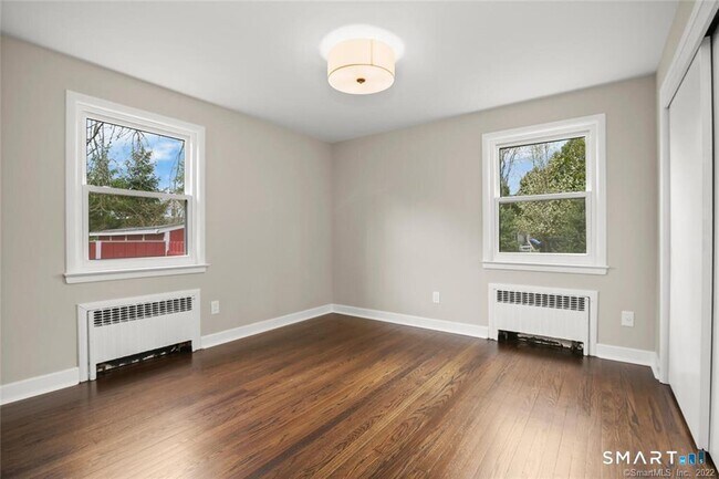 Building Photo - 5 Turtleback Ln