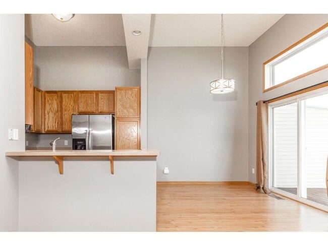 Building Photo - 7134 Merrimac Ln N