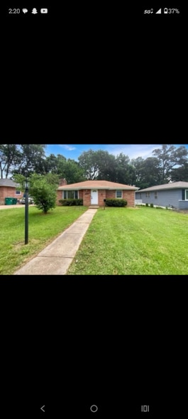 Primary Photo - 614 Conover Ln