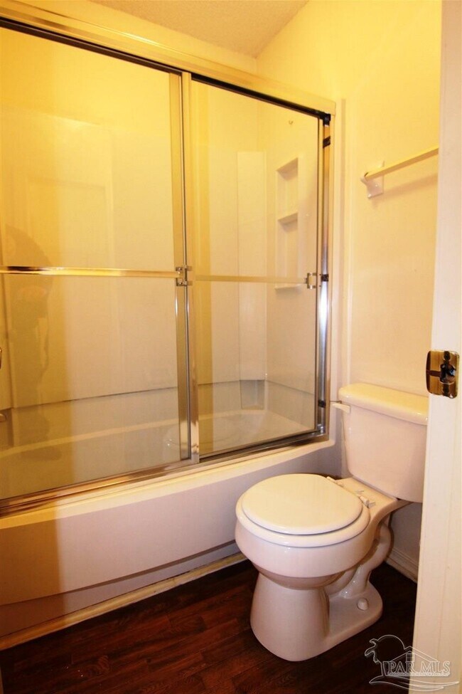 Building Photo - 5001 Grande Dr