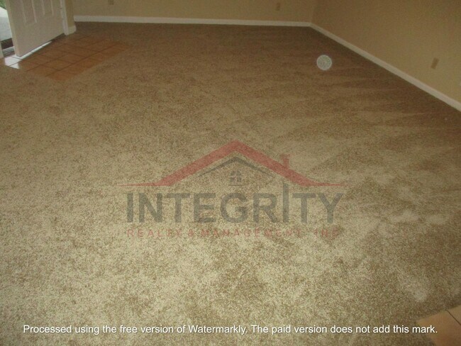 Building Photo - 3Bed/2bath in the heart of Orange Park