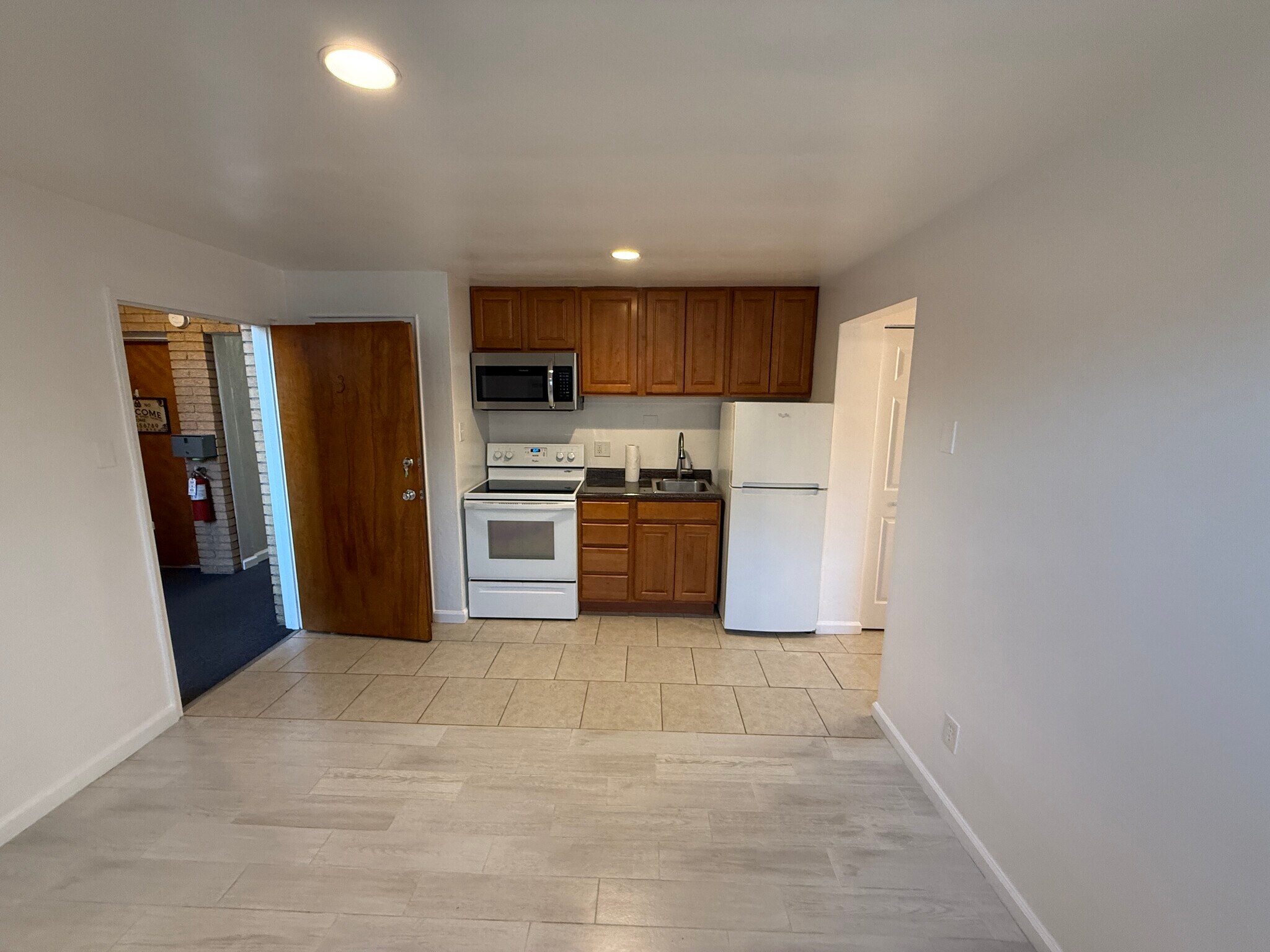 Building Photo - 3313 Camvic Ter