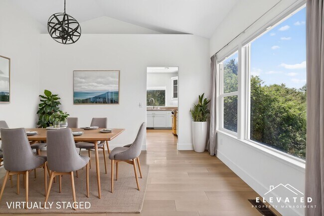 Building Photo - 9400 Chalk Hill Rd