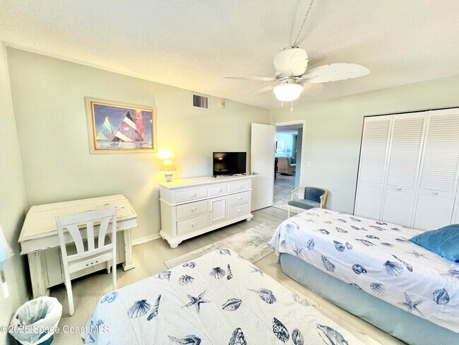 Building Photo - 1860 N Atlantic Ave