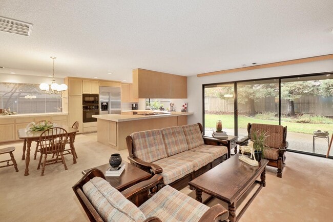 Building Photo - 11465 Ghirardelli Ct
