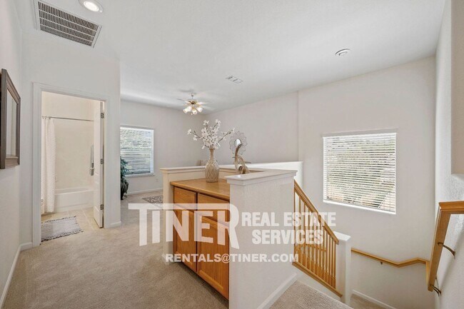 Building Photo - Gorgeous Home in Beautiful Folsom Community