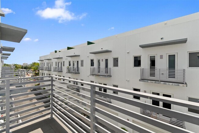 Building Photo - 9161 NW 33rd St