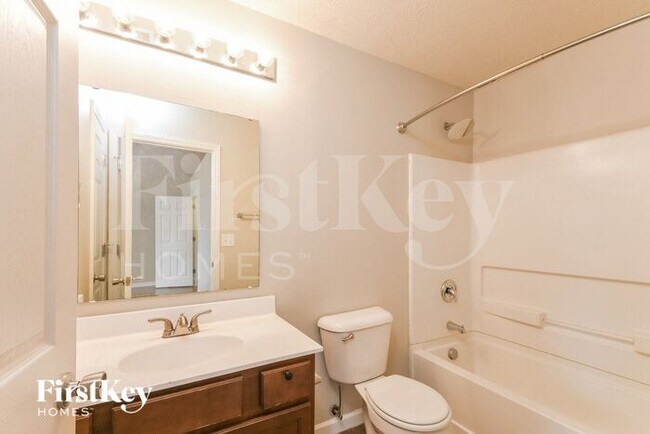 Building Photo - 13365 Kimberlite Dr