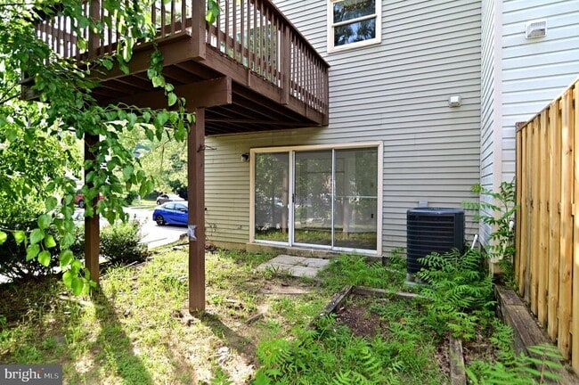 Building Photo - 3721 Edmond Way