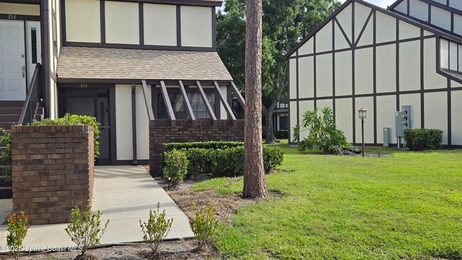 Building Photo - 816 Greenwood Manor Cir