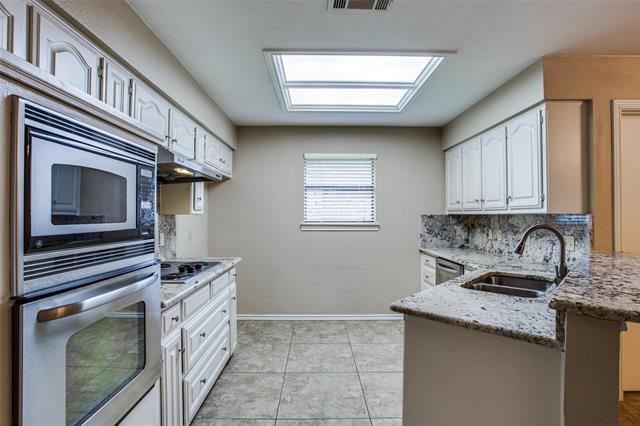 Building Photo - 1421 Danube Ln