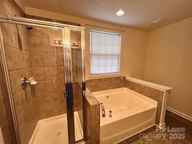 Building Photo - 132 Cypress Landing Dr