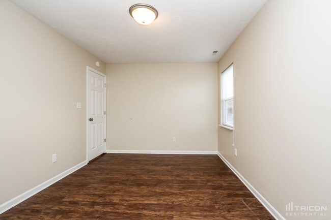 Building Photo - 10362 Corinth Way