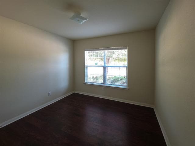 Building Photo - 609 Canoe Way