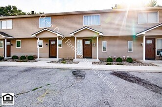 Building Photo - 15012 Tally Ho Dr