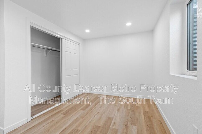 Building Photo - 5579 S Delaware St