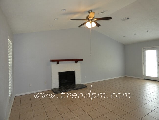 Building Photo - 3800 Flintwood Trail
