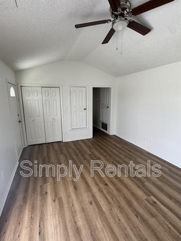 Building Photo - 2104 Gilmer St