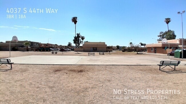 Building Photo - 4037 S 44th Way