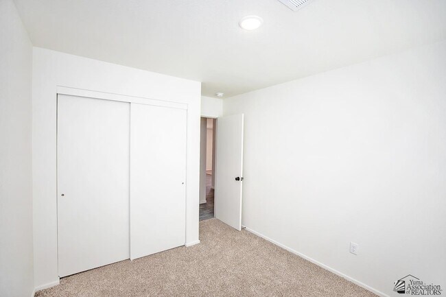 Building Photo - 7575 E 45th St