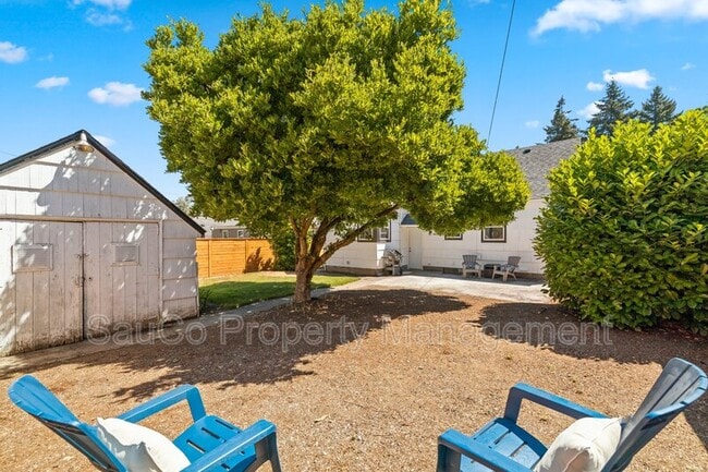 Building Photo - 6123 NE 25th Ave