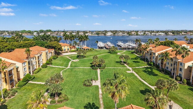 Building Photo - 180 Yacht Club Way