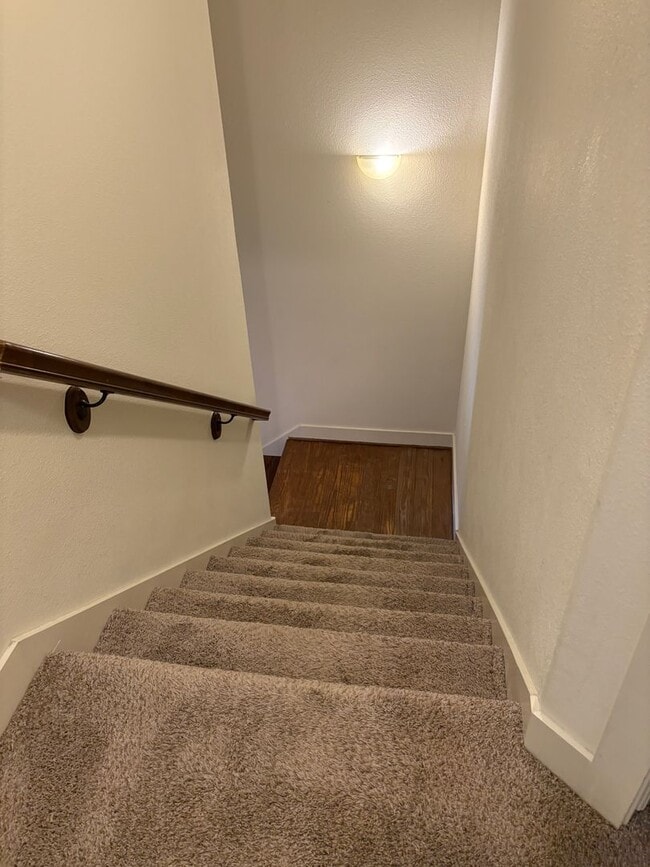 Building Photo - BEAUTIFUL HOME IN GREAT LOCATION!