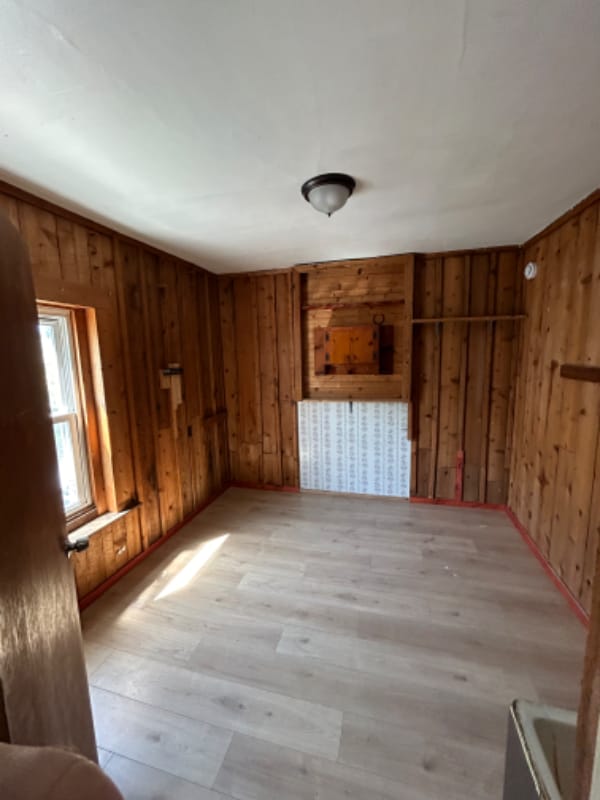 Building Photo - 231 Elm Ave