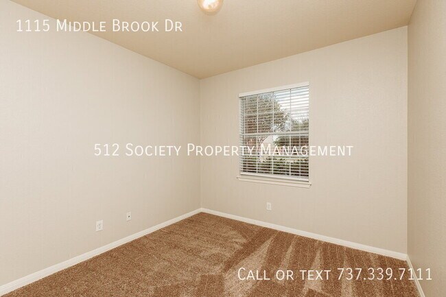 Building Photo - 1115 Middle Brook Dr
