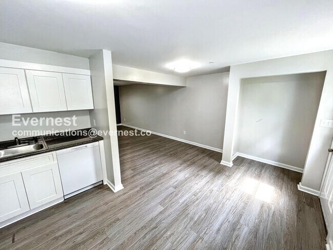 Building Photo - 210 Lower Consol Rd NW