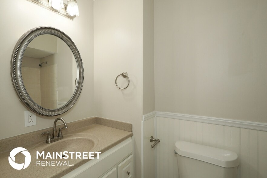 Building Photo - 1706 Grove Park Dr