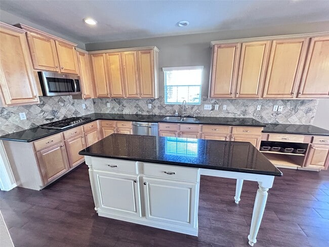 Building Photo - 3411 Bay Breeze Dr