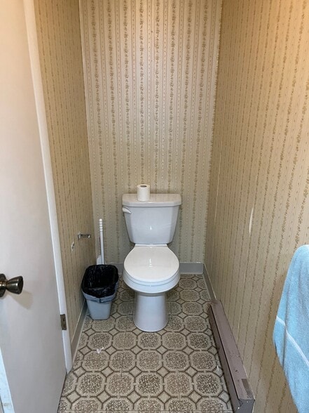 Building Photo - 47 Carol Ct