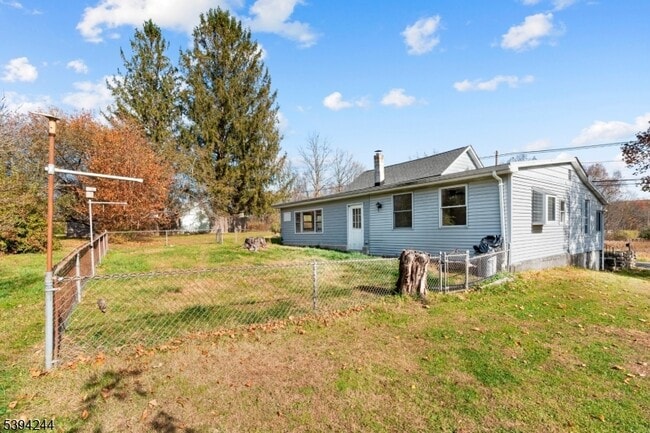 Building Photo - 111 Co Rd 645